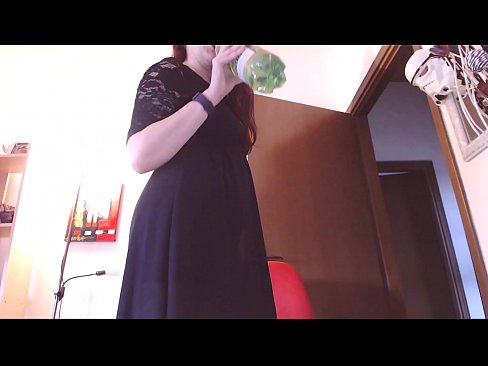❤️ スケベで甘美なパンティが大好きな従順な奴隷が、この動画を見てオナニーを強要される! ❤️❌ ハードポルノ ❌️